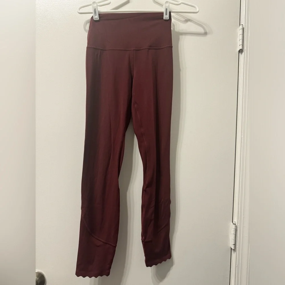 Lululemon Align Scalloped Hem High-Rise Pant 25". Size 4. Red Merlot. - Picture 6 of 9